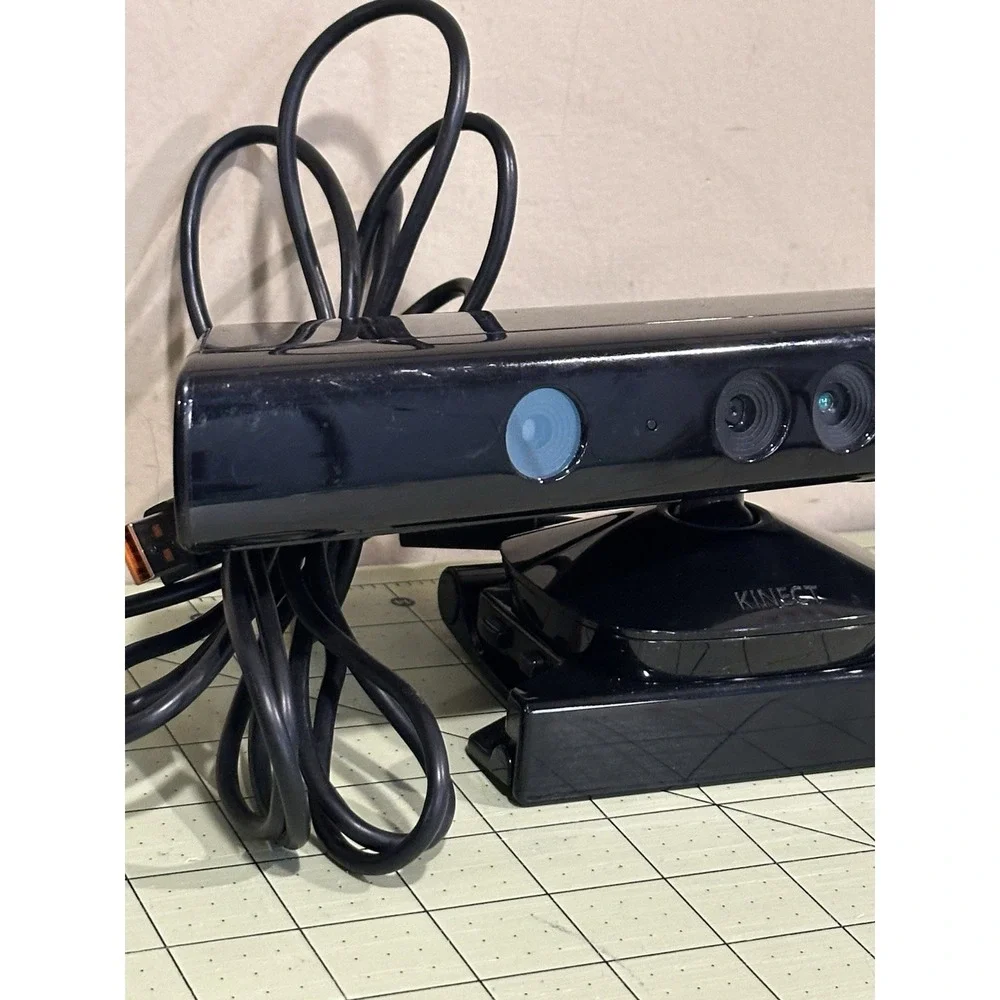 Microsoft 1414 Xbox 360 Kinect Sensor‎ Bar Only - Black